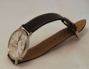 BrunoSide01 Ultra thin profile at 5.8mm & high quality calf leather strap