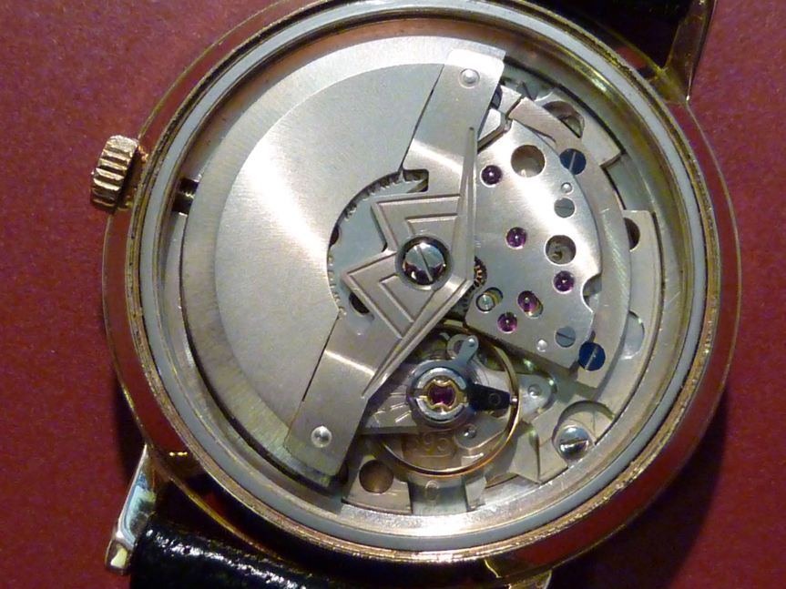 Movado "bumper" Cal.395-C movement