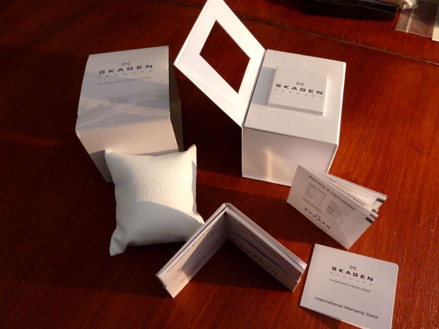 Full compliment of booklets, Warranty Card and box