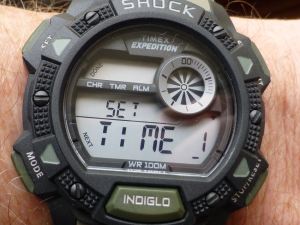 Note the in-display help texts - appears once the SET button is pressed.