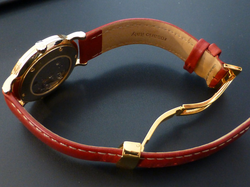 Single flip over deployment to strap fititing