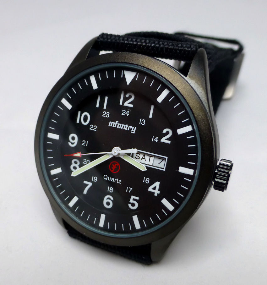 Infantry Model IN-044 - clear display Day & Date.